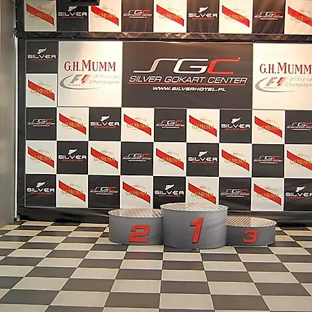 Silver & Gokart Center Hotel 3*
