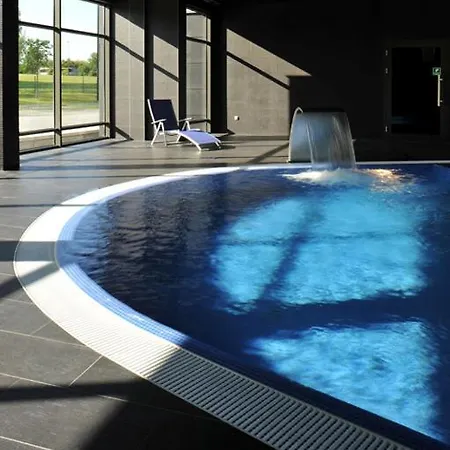 Silver & Gokart Center Hotel Estetino