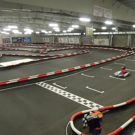 Silver & Gokart Center Hotell