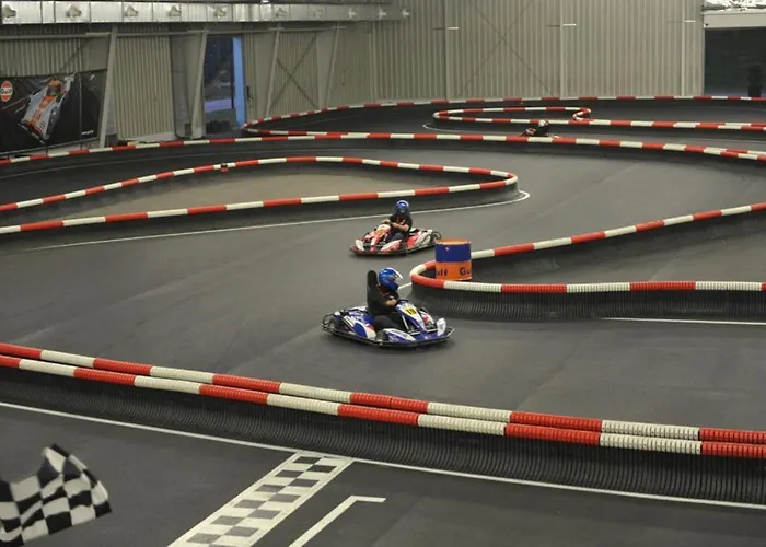 Hotel Silver & Gokart Center